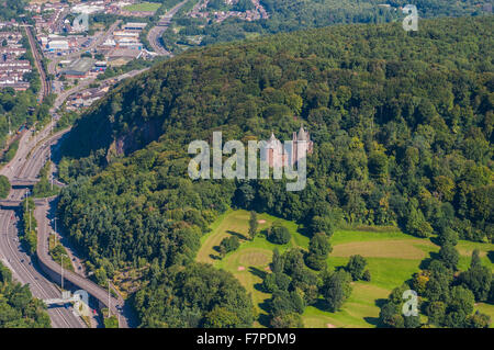 Vista aerea del Castell Coch e la A470 presa sul Foto Stock