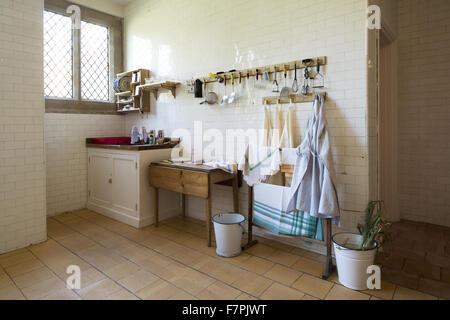 L'angolo nord dell'scullery a Anglesey Abbey, Gardens e Lode Mill, Cambridgeshire. Foto Stock