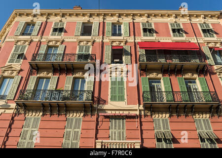 Balcone Quai de Docs Nizza Vecchia Vieux Port Harbour Costa Azzurra Costa Azzurra mediterraneo Foto Stock