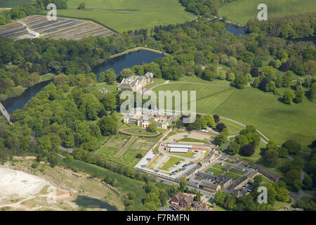 Una veduta aerea di Nostell Priory e parco, West Yorkshire. Nostell Priory è stata la casa del Winn Familiare per più di 350 anni. Foto Stock