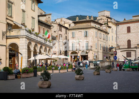 Piazza del Comune, Assisi, Umbria, Italia Foto Stock