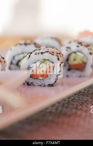 Close-up di sushi rotoli in California Foto Stock