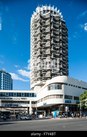 Israele, Tel Aviv, torre di Dizengoff Foto Stock