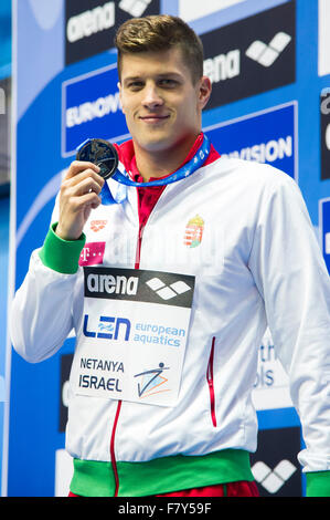 Israele. 3 dicembre, 2015. GYURTA Daniel HUN Medaglia d Argento 200m a rana uomini - Insidefoto Credito: Insidefoto/Alamy Live News Foto Stock