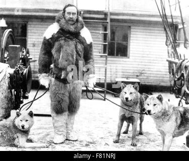 ROBERT PEARY (1856-1920) American explorer sul suo 1909 spedizione al Polo Nord geografico. Foto Stock
