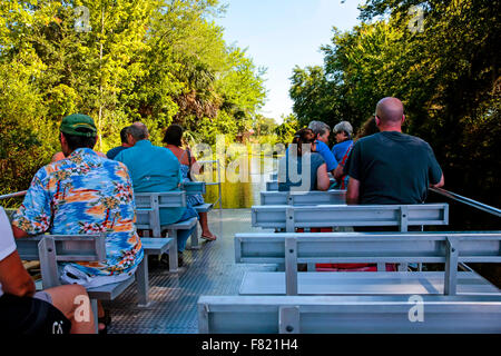 La gente sulla gita in barca a Homosassa Springs in Florida Foto Stock