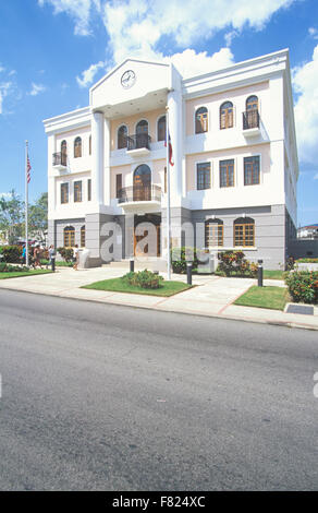 Alcaldia (Municipio) in San German è costruito di recente,--ma in armonia con la città di architettura storica, Puerto Rico Foto Stock