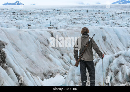 L'Isola di Svalbard vicino a l'Artico è uno dei luoghi più freddi sulla terra tuttavia il riscaldamento globale ha un impatto Foto Stock