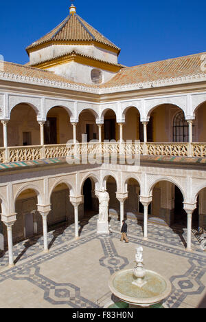 Pilato's House. Cortile principale. Siviglia, in Andalusia, Spagna. Foto Stock