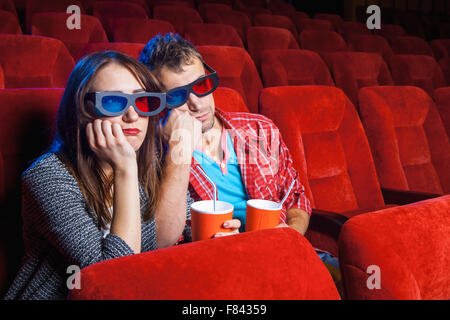 Gli spettatori nel cinema Foto Stock