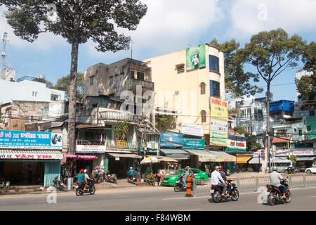 Il centro di Ho Chi Minh City con il traffico e la congestione,Vietnam Foto Stock