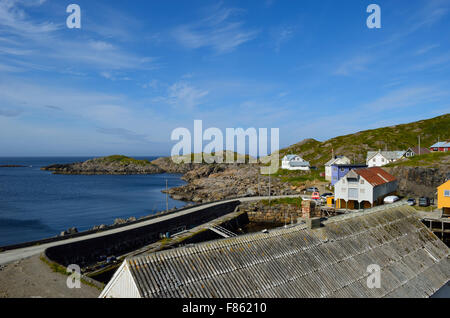 Maestoso vecchio villaggio di Nyksund in estate vesteraalen nel nord della Norvegia Foto Stock