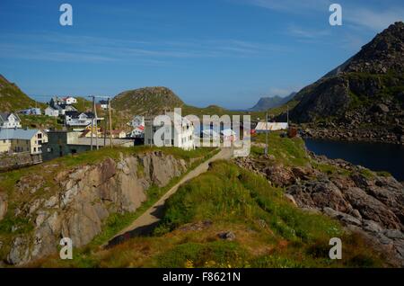 Villaggio sereno di Nyksund in estate, vesteraalen Norvegia Foto Stock
