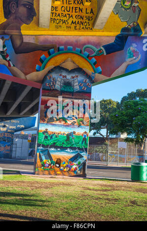 Chicano Park. Barrio Logan, San Diego, California, Stati Uniti. Foto Stock