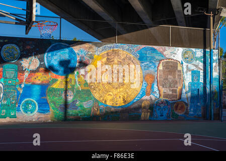 Chicano Park, murale, artwork, urban, Barrio Logan. San Diego, California, Stati Uniti. Foto Stock