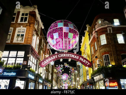 Le luci di Natale in Carnaby Street nel West End di Londra, Dicembre 2015 Foto Stock