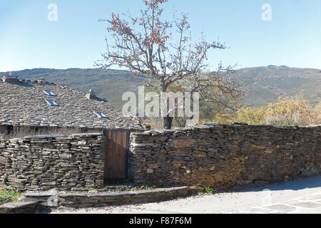 Paesaggio del villaggio di Campillo de Ranas. Foto Stock