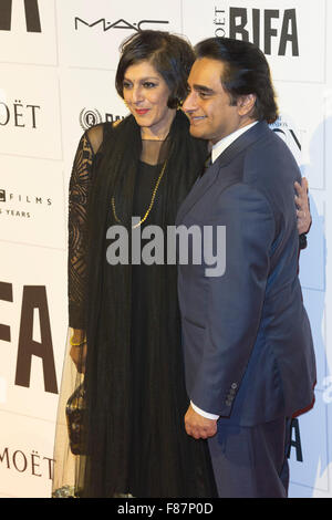 Londra, Regno Unito. 6 dicembre 2015. Attori Meera Syal e Sanjeev Bhaskar. Tappeto rosso arrivi per il 2015 Moet British Independent Film Awards al vecchio mercato di Billingsgate. Foto Stock