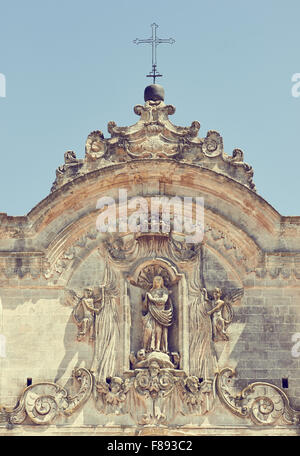 Facciata decorativa della barocca Chiesa di San Francesco d' Assisi in sassi di Matera Basilicata Italia Europa Foto Stock