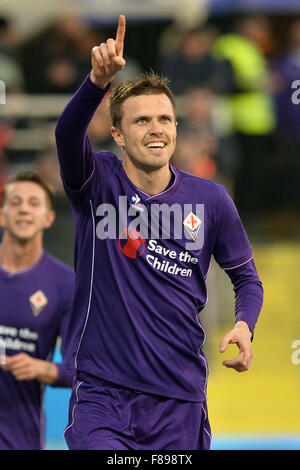 Firenze, Italia. 6 dicembre, 2015. Josip Ilicic di Fiorentina celebra il punteggio obiettivo Firenze 6-12-2015 Stadio Artemisio Franchi, Calcio Calcio 2015/2016 Serie A. Fiorentina - Udinese. Credito: Insidefoto/Alamy Live News Foto Stock