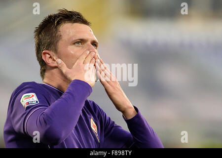 Firenze, Italia. 6 dicembre, 2015. Josip Ilicic di Fiorentina celebra il punteggio obiettivo Firenze 6-12-2015 Stadio Artemisio Franchi, Calcio Calcio 2015/2016 Serie A. Fiorentina - Udinese. Credito: Insidefoto/Alamy Live News Foto Stock