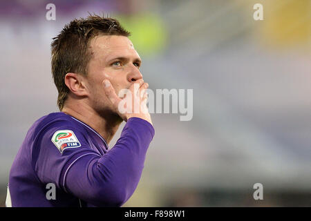 Firenze, Italia. 6 dicembre, 2015. Josip Ilicic di Fiorentina celebra il punteggio obiettivo Firenze 6-12-2015 Stadio Artemisio Franchi, Calcio Calcio 2015/2016 Serie A. Fiorentina - Udinese. Credito: Insidefoto/Alamy Live News Foto Stock