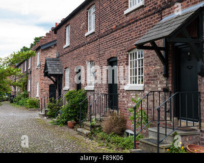 Case a Styal villaggio da Quarry Bank Mill, Wilmslow, Cheshire, Inghilterra. Regno Unito. Foto Stock