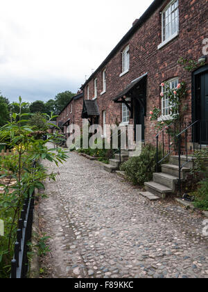 Case a Styal villaggio da Quarry Bank Mill, Wilmslow, Cheshire, Inghilterra. Regno Unito. Foto Stock