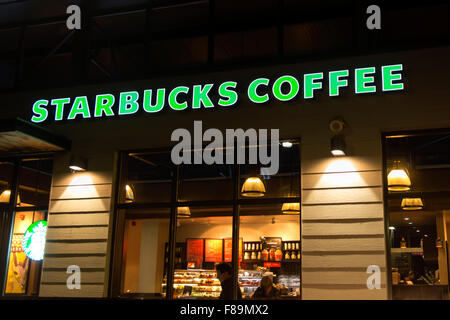 Starbucks Coffee shop, UK. Foto Stock