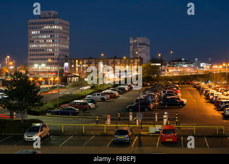 Vista su Warwick Road station parcheggio in area Friargate, Coventry, Regno Unito Foto Stock