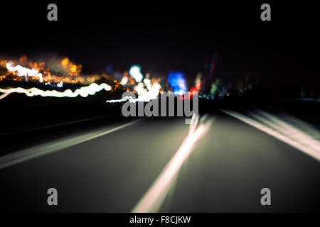 Immagine astratta di strada di notte Foto Stock