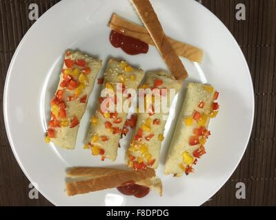 Indian dolce e speziato cibo leggero per la prima colazione Foto Stock