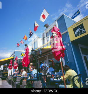 Victoria, BC, British Columbia, Canada - Floating Ristorante all'aperto lungo il Porto Interno Foto Stock