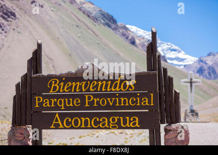 Segno di benvenuto all'Aconcagua Parco Nazionale Foto Stock