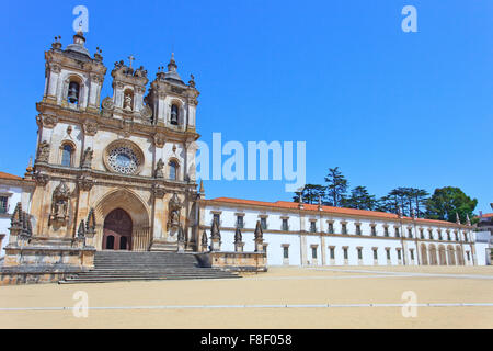 Santa Maria de Alcobaca monastero cattolico e Chiesa. Sito Unesco, Portogallo, Europa Foto Stock