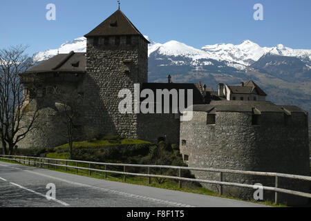 Vaduz castello è la residenza ufficiale del principe di Liechtenstein. Foto Stock