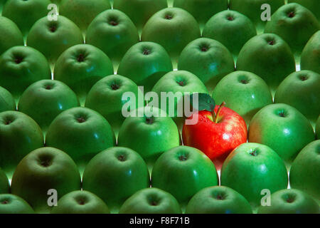 Tableau di verde e uno rosso apple Foto Stock