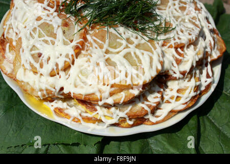 Piatto da fresche spremute fritto in salsa Foto Stock