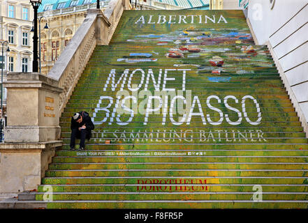 Il dipinto '' scale del Museo Albertina, nella parte interna della città (Innere Stadt), il centro storico di Vienna, Austria. Foto Stock