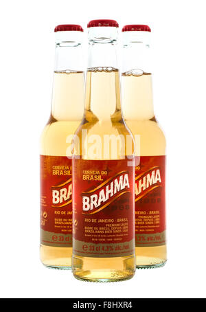 Tre bottiglie di Brahma birra su uno sfondo bianco Foto Stock