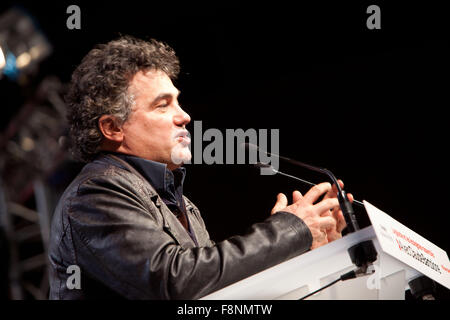 Creteil, Francia. 09Dec, 2015. Claude Bartolone incontro politico PS, francese ala sinistra, Creteil, Francia Credito: Ania Freindorf/Alamy Live News Foto Stock