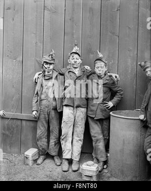 3 Interruttore di carbone Boys, Woodward miniere di carbone, Kingston, Pennsylvania, USA, 1890 Foto Stock