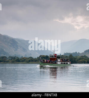 Un sistema di cottura a vapore sul traghetto Ullswater nel Lake District Cumbria Inghilterra England Regno Unito Foto Stock