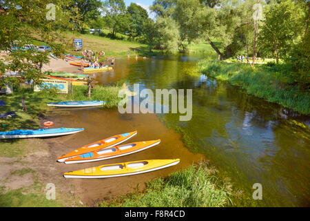 Krutynia rafting sul fiume, la Masuria regione, Polonia, Europa Foto Stock