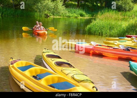 Krutynia rafting sul fiume, la Masuria regione, Polonia, Europa Foto Stock