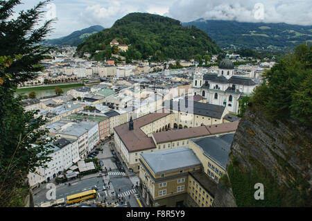 Panoramica di Salisburgo e i suoi dintorni, Altstadt, Salisburgo, Austria, Europa Foto Stock