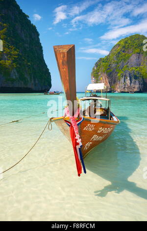 Thailandia beach - Phang Nga, Maya Bay sull isola di Phi Phi Leh Island, Asia Foto Stock