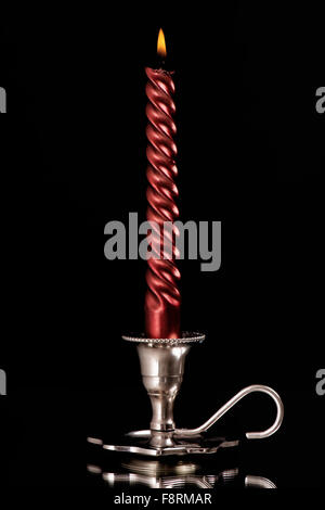 Vecchia candela vintage candelabro in argento Foto stock - Alamy