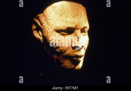 Il grande egiziani, Dokumentationsserie, USA 1998, Moderazione: Il Dott. Bob Brier, Folge: Akhenaton - Il Faraone ribelle, Maske des Eje im Ägyptischen Museum in Kairo. Foto Stock