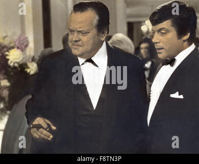 Non dimenticherò mai che cosa è"isname, aka: Era kommt danach ?, Großbritannien 1967, Regie: Michael Winner, Darsteller: Oliver Reed, Orson Welles (links) Foto Stock